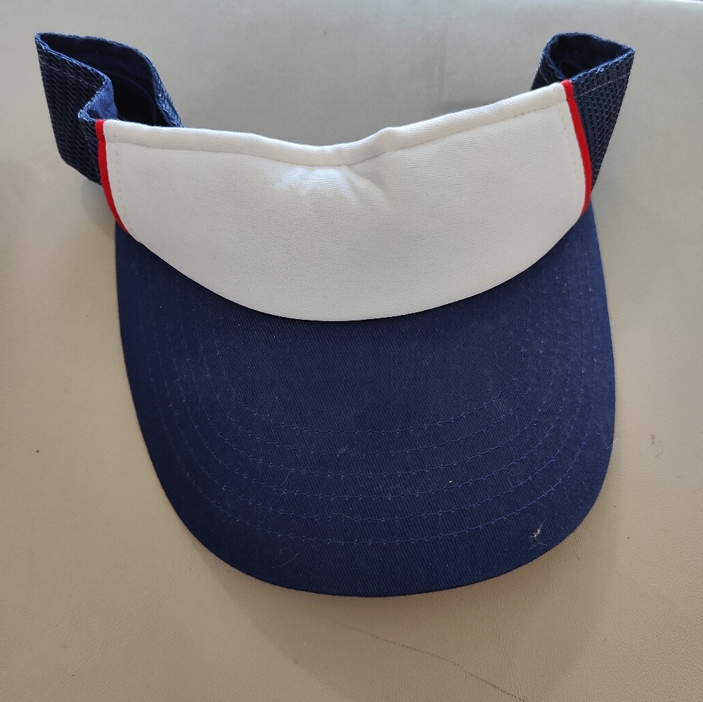 Adjustable visor